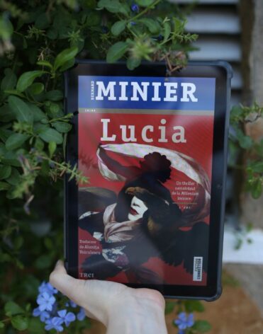 Lucia, Bernard Minier -Rerzension
